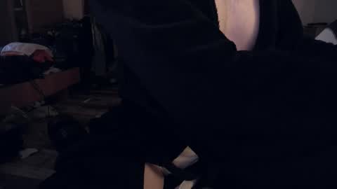 Hello ask me  . Im glad  to see you here in my room. Welcome PVT is open online show from March 2026 06:47:02 PM