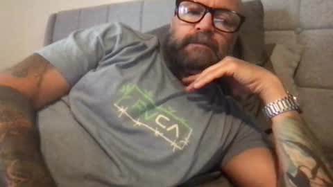 PleaseSitOnMyCock online show from April 2026 04:06:02 PM