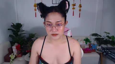 Ploysai online show from March 2025 07:43:02 AM