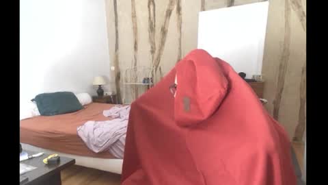 plsmakemynight online show from June 2026 09:17:01 PM
