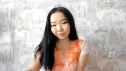 Erica online show from February 2025 07:20:01 AM