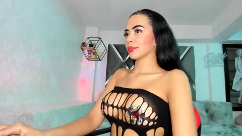 I dream of having many followers online show from February 2025 10:19:01 AM