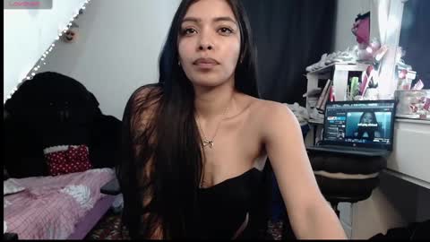 Snapshot of pocahot222 chatting on October 2025 01:13:01 AM pocahot222 online show from October 2025 01:13:01 AM