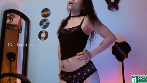 IG ipoetica  online show from November 2025 04:29:02 PM