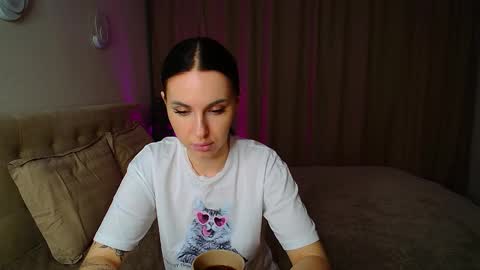 poison_inyour_mind online show from November 2025 06:40:02 PM