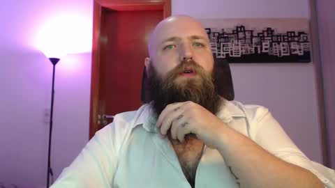 Bear online show from March 2025 05:38:02 AM