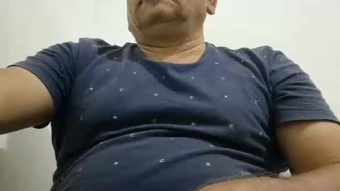 poli online show from December 2025 01:57:02 AM