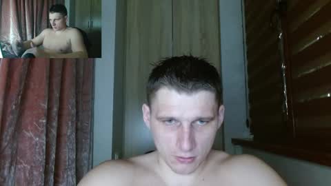 Poliglotjoe2 online show from April 2026 06:47:01 PM