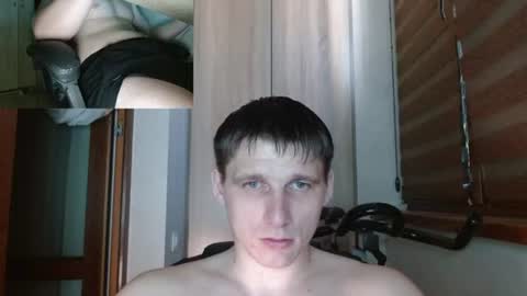 Poliglotjoe2 online show from June 2026 12:22:01 PM