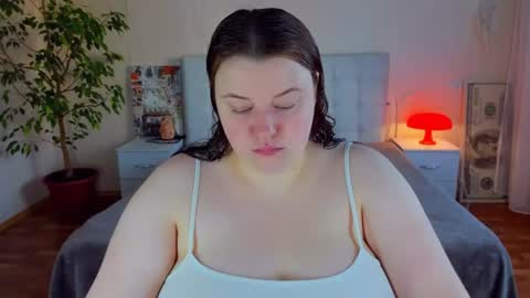 Snapshot of polinasallivan chatting on June 2026 04:00:02 PM Polina online show from June 2026 04:00:02 PM