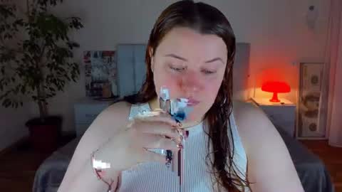 Snapshot of polinasallivan chatting on June 2026 06:31:02 PM Polina online show from June 2026 06:31:02 PM