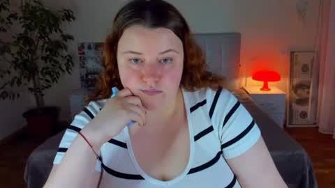 Snapshot of polinasallivan chatting on July 2026 06:34:02 PM Polina online show from July 2026 06:34:02 PM