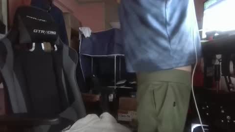 Snapshot of polishrifle3 chatting on December 2025 09:32:01 PM jaws online show from December 2025 09:32:01 PM