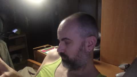 Snapshot of pollito1985 chatting on February 2026 04:39:02 AM DIEGO O DIEGUITO online show from February 2026 04:39:02 AM