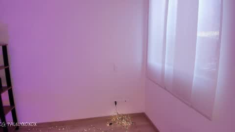 Polly online show from March 2026 10:43:02 PM