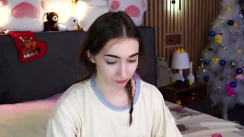 Polly online show from January 2026 07:24:01 AM