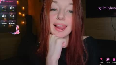 Snapshot of polly_luna chatting on May 2026 03:53:02 PM Polly online show from May 2026 03:53:02 PM