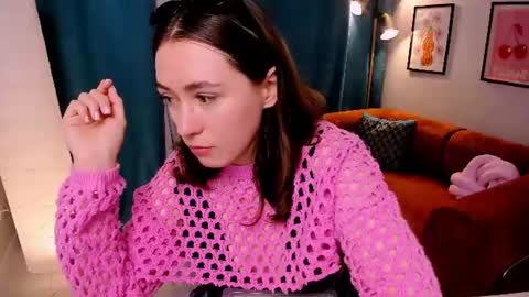 Snapshot of polly_pop_ chatting on July 2026 04:19:01 AM Polly online show from July 2026 04:19:01 AM