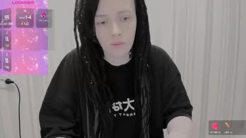 Polly online show from November 2025 06:39:03 AM