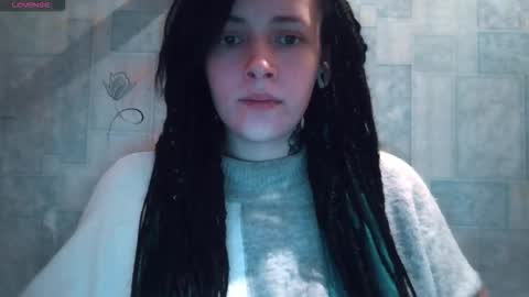 Polly online show from December 2025 06:23:01 PM