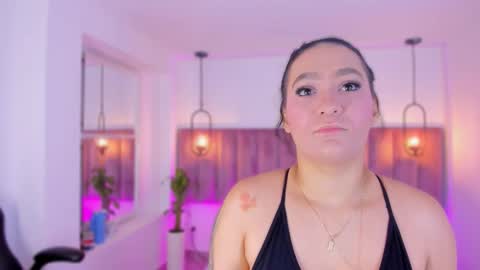 POLLY online show from March 2026 10:15:02 AM