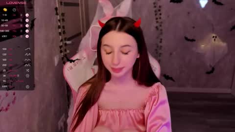 Snapshot of pollyhill1 chatting on October 2025 06:41:02 PM       online show from October 2025 06:41:02 PM
