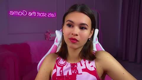 Polly online show from September 2025 06:34:01 AM