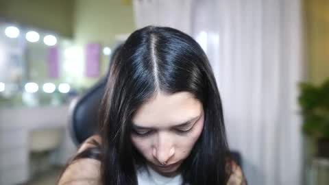 Snapshot of polvodeestrellas_ chatting on April 2026 09:43:01 PM - Help me Reach 100 thumbs up online show from April 2026 09:43:01 PM