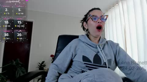 Snapshot of polybarnett chatting on February 2026 03:32:02 PM paulina barnett online show from February 2026 03:32:02 PM