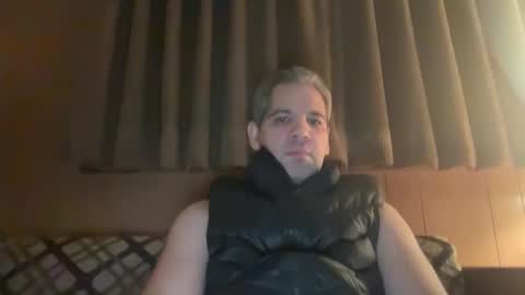 Snapshot of ponchynyc chatting on February 2025 06:01:02 AM PONCH online show from February 2025 06:01:02 AM