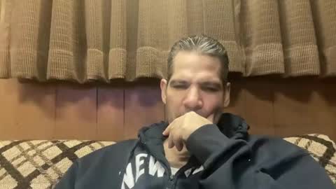 Snapshot of ponchynyc chatting on February 2025 05:38:01 AM PONCH online show from February 2025 05:38:01 AM