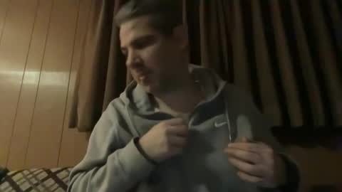 Snapshot of ponchynyc chatting on February 2025 06:40:01 AM PONCH online show from February 2025 06:40:01 AM