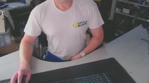 Dave online show from January 2025 02:21:01 PM