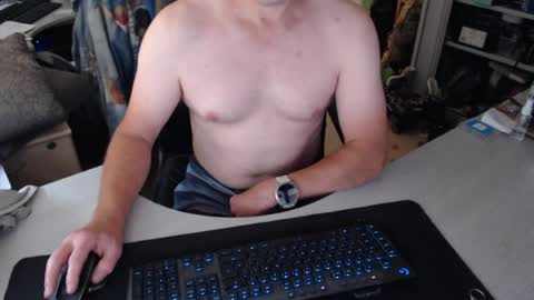 Snapshot of poodledude chatting on July 2026 09:45:01 AM Dave online show from July 2026 09:45:01 AM