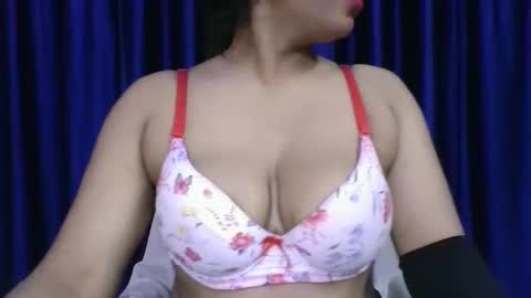 poojalady online show from February 2026 02:08:01 AM