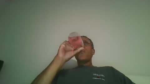 Snapshot of poolguy2496 chatting on October 2025 03:06:02 AM poolguy2496 online show from October 2025 03:06:02 AM