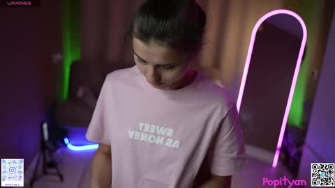 Louise  see you on December 1  at 2200 UTC3 online show from April 2026 07:07:01 AM