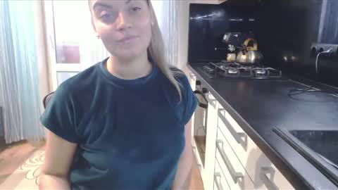 Snapshot of popkornmolli chatting on November 2025 01:32:01 PM popkornmolli online show from November 2025 01:32:01 PM