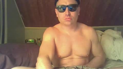 Snapshot of poppawheelie1234 chatting on February 2026 04:07:01 AM poppawheelie1234 online show from February 2026 04:07:01 AM