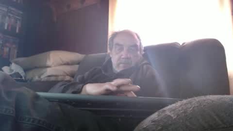 Snapshot of porkingit400 chatting on March 2025 05:29:01 PM porkingit400 online show from March 2025 05:29:01 PM