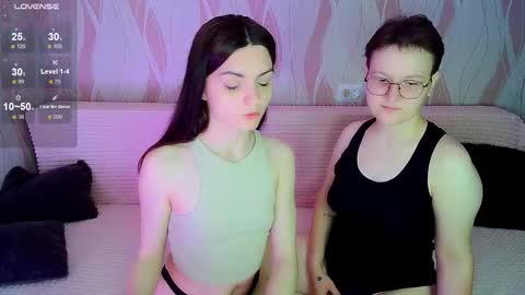 Ana and Tati online show from September 2025 07:50:01 PM