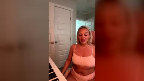 Porscha Bendz online show from April 2026 08:44:01 PM