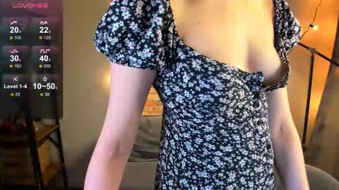 Snapshot of posh_nancy chatting on March 2026 03:49:01 PM Nancy online show from March 2026 03:49:01 PM