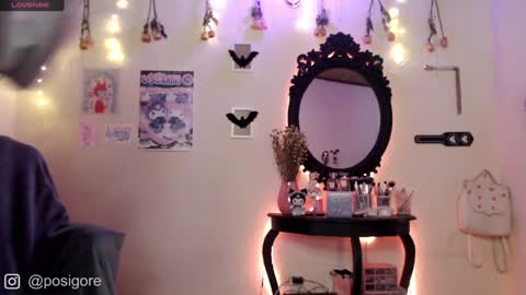 Snapshot of posigore chatting on January 2025 07:24:01 PM Anna Goth independient model online show from January 2025 07:24:01 PM