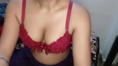 poulomi online show from April 2026 05:43:02 PM