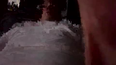 Snapshot of pourlemoment chatting on September 2025 10:17:01 AM pourlemoment online show from September 2025 10:17:01 AM
