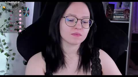 Snapshot of power_robynn chatting on October 2025 11:30:02 AM Robyn online show from October 2025 11:30:02 AM