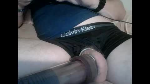 Snapshot of powthunder85 chatting on May 2026 06:52:01 AM powthunder85 online show from May 2026 06:52:01 AM