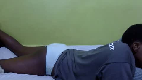 precious_nesh online show from October 2025 06:42:01 PM