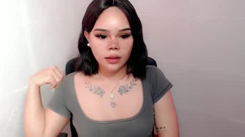 Snapshot of preciousangel69xxx chatting on January 2025 12:48:01 AM MAXXINE online show from January 2025 12:48:01 AM